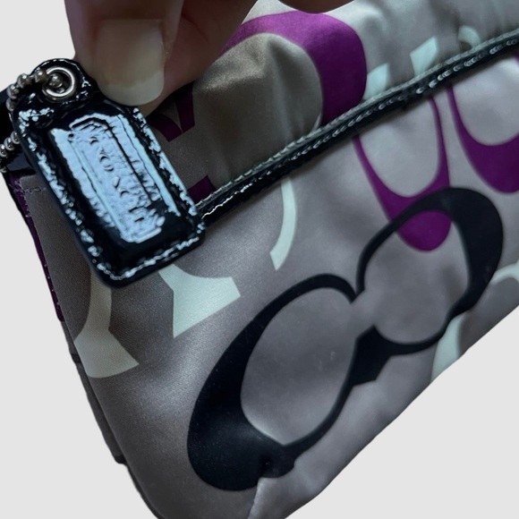 Coach Signature C Large Flap Sateen Wristlet Pouchette F47001 in Khaki & Purple - Picture 4 of 16